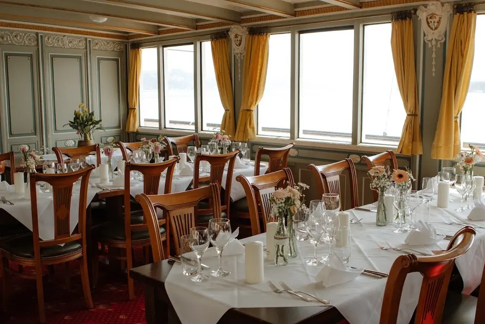 Schiffrestaurant Wilhelm Tell - 5
